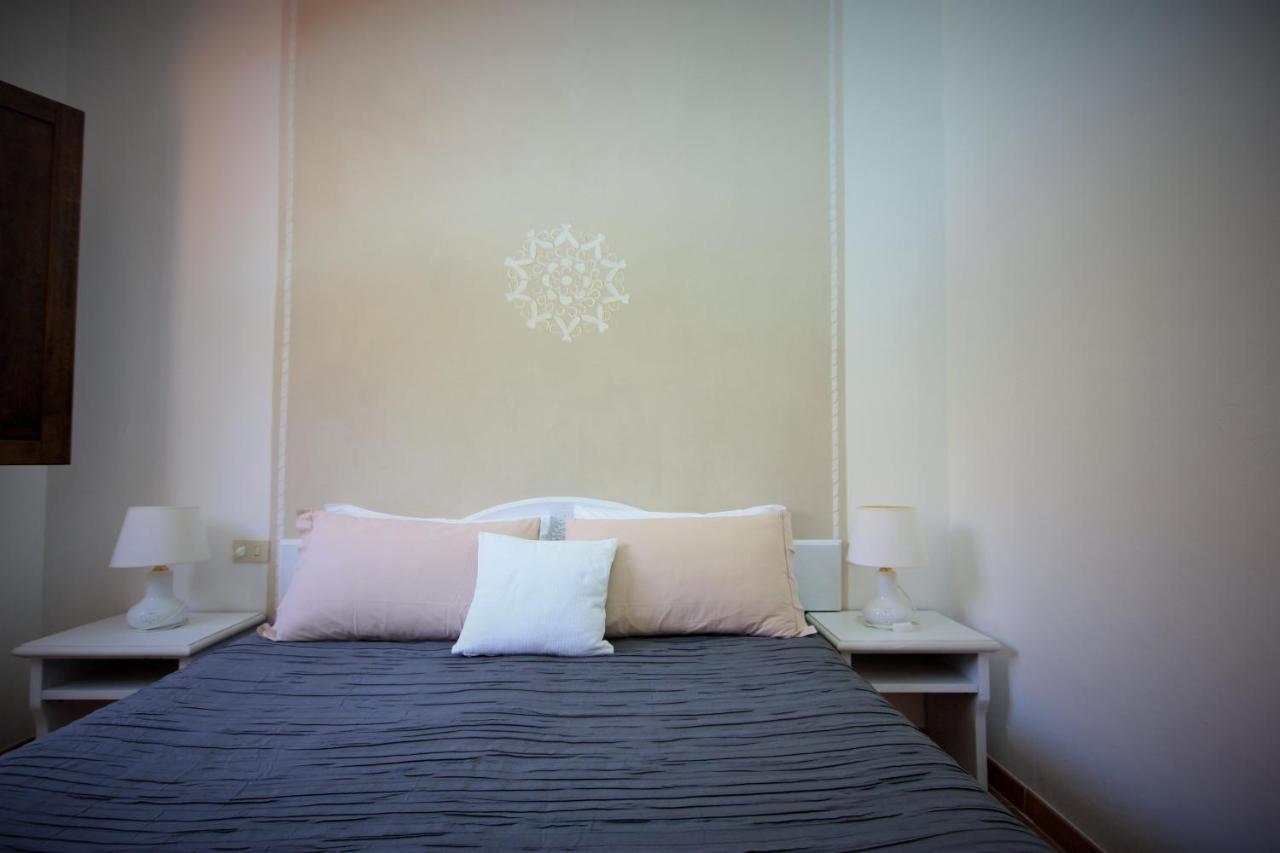 Boutique Hotel Sant'Andrea & Relais Сан Панталео Екстериор снимка