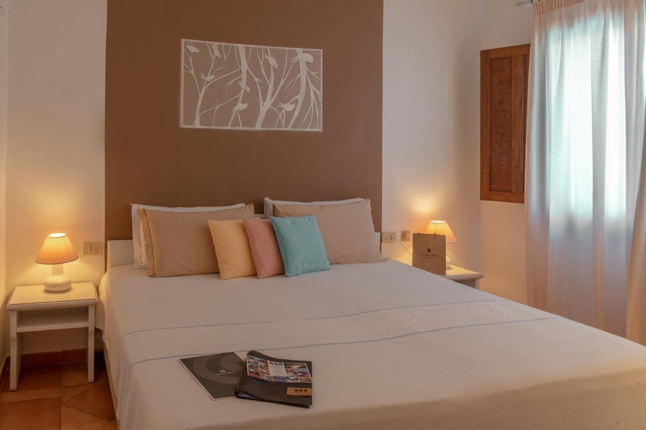 Boutique Hotel Sant'Andrea & Relais Сан Панталео Екстериор снимка