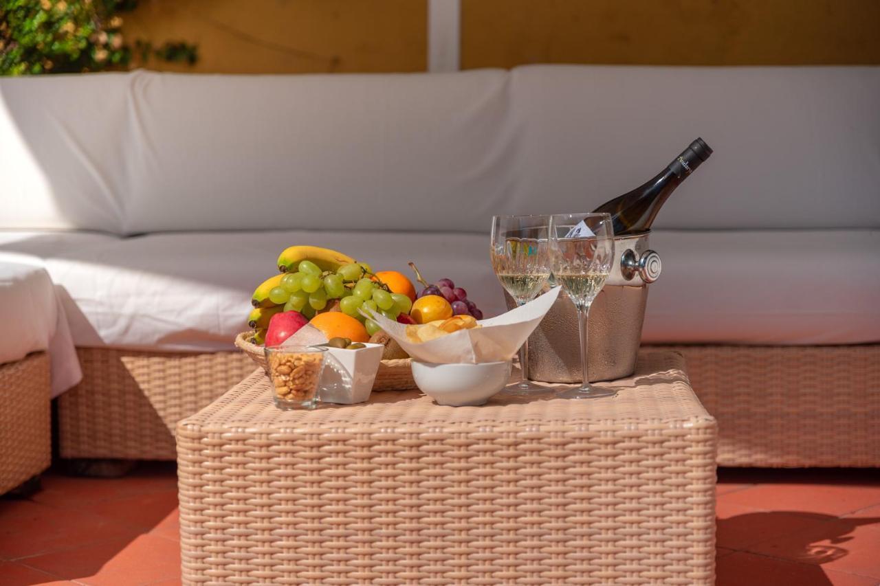 Boutique Hotel Sant'Andrea & Relais Сан Панталео Екстериор снимка