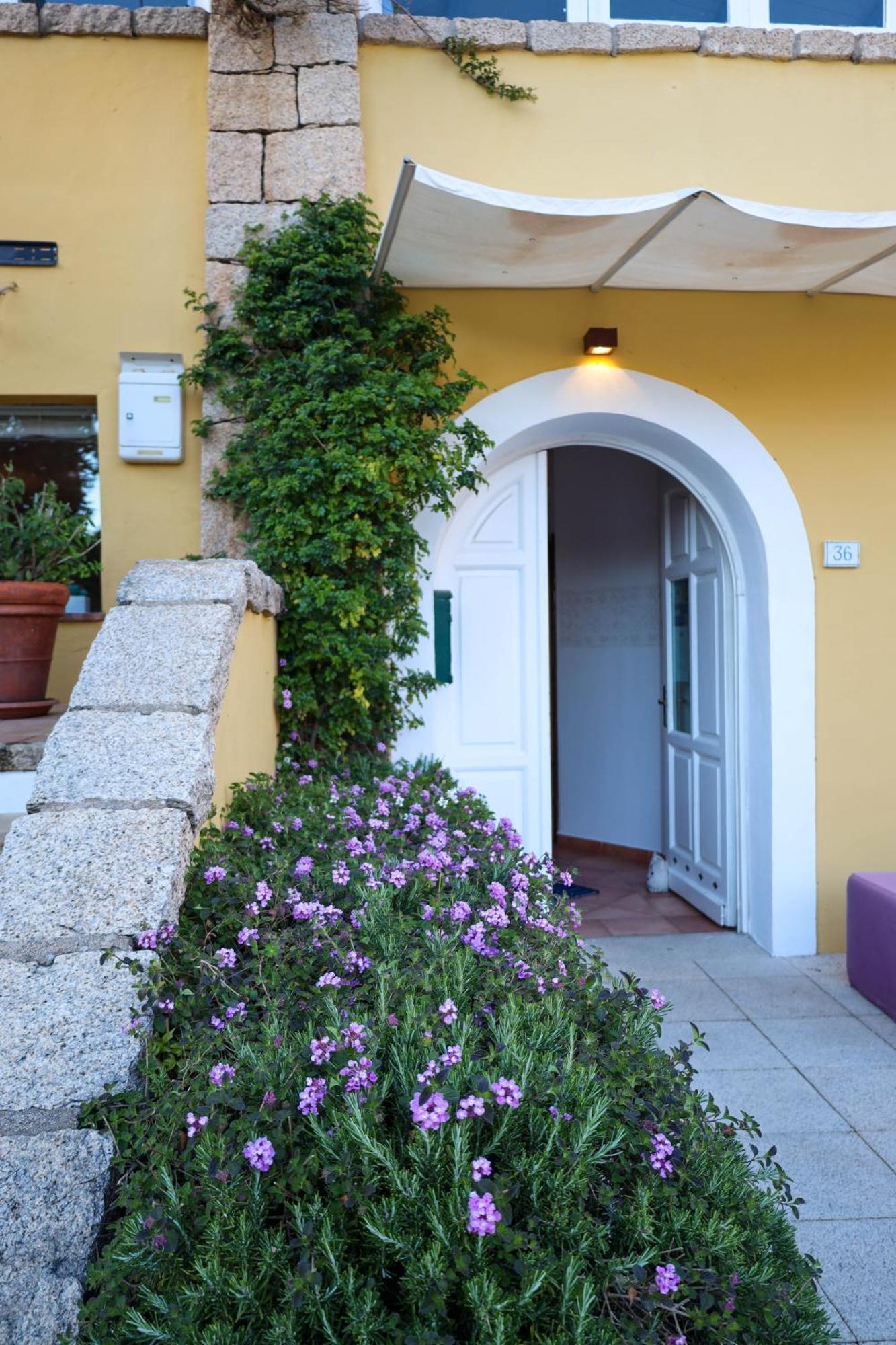 Boutique Hotel Sant'Andrea & Relais Сан Панталео Екстериор снимка